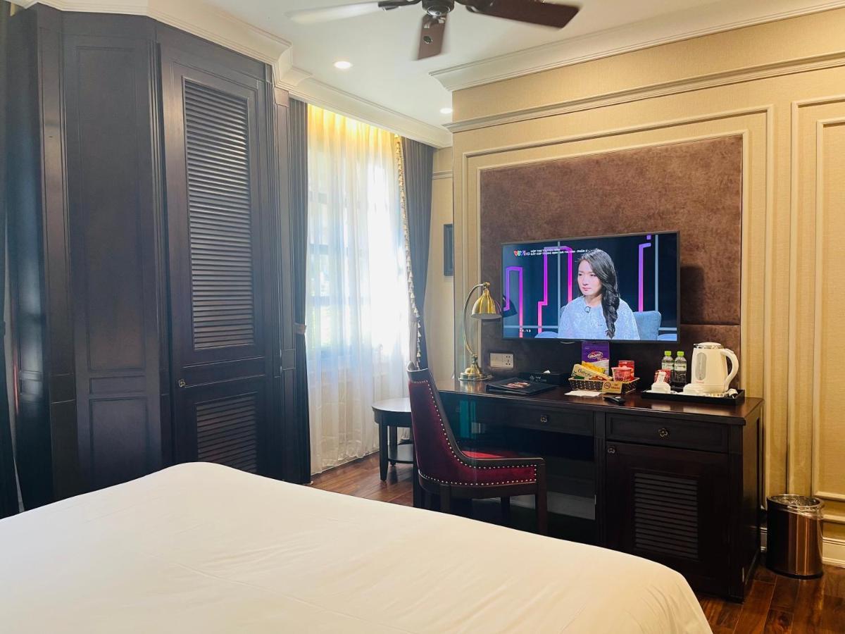 Deluxe Room,1638506574:JPEG